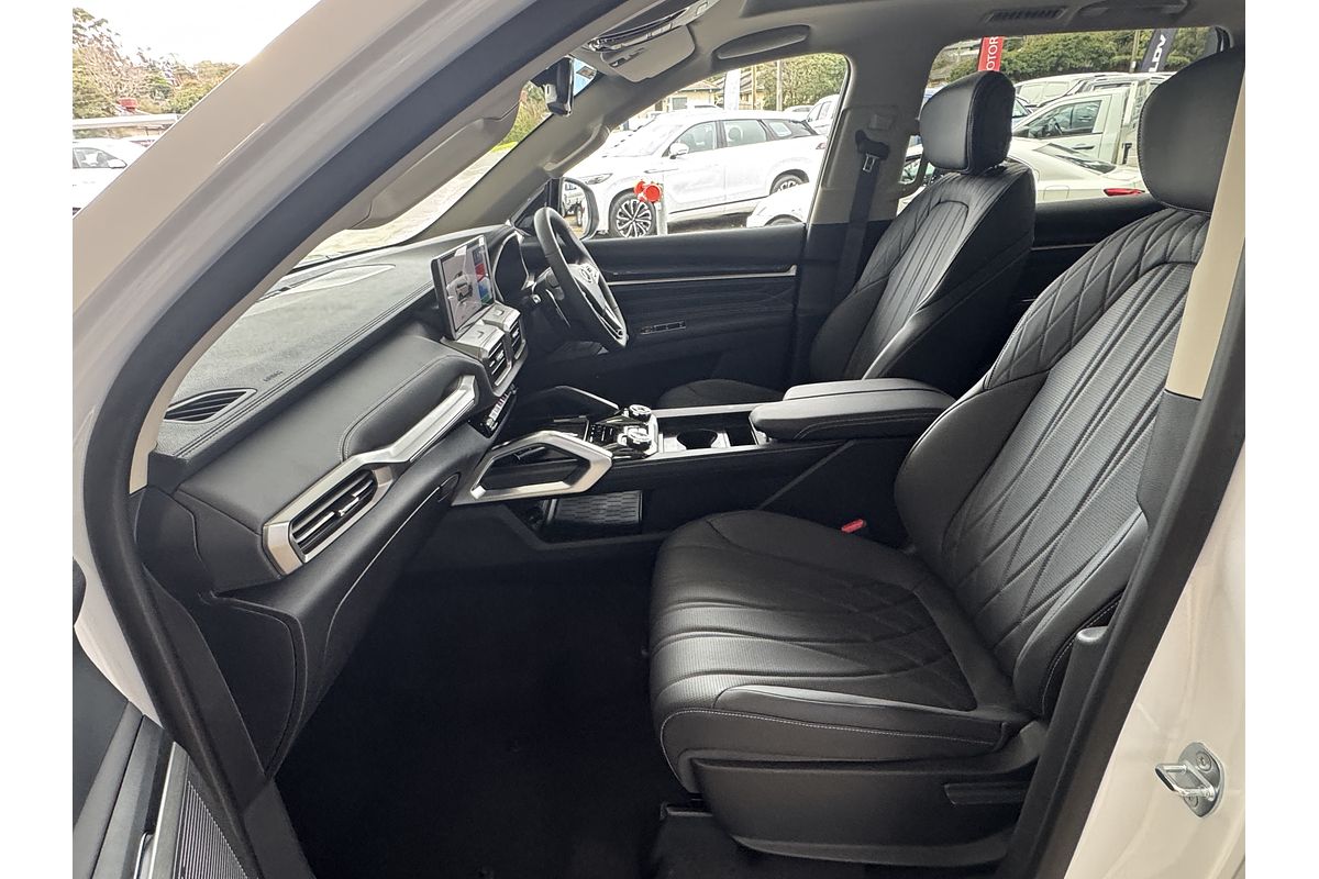 2025 LDV D90 Executive SV9A