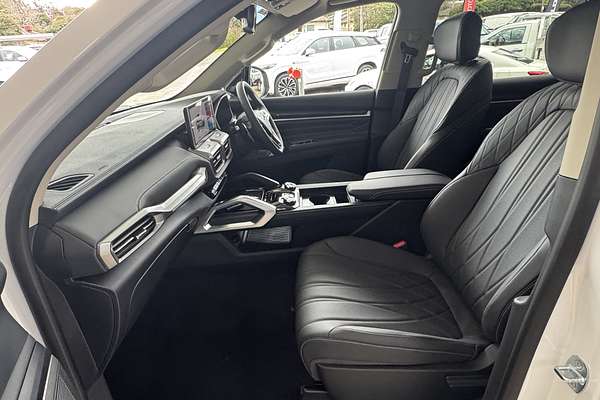 2025 LDV D90 Executive SV9A