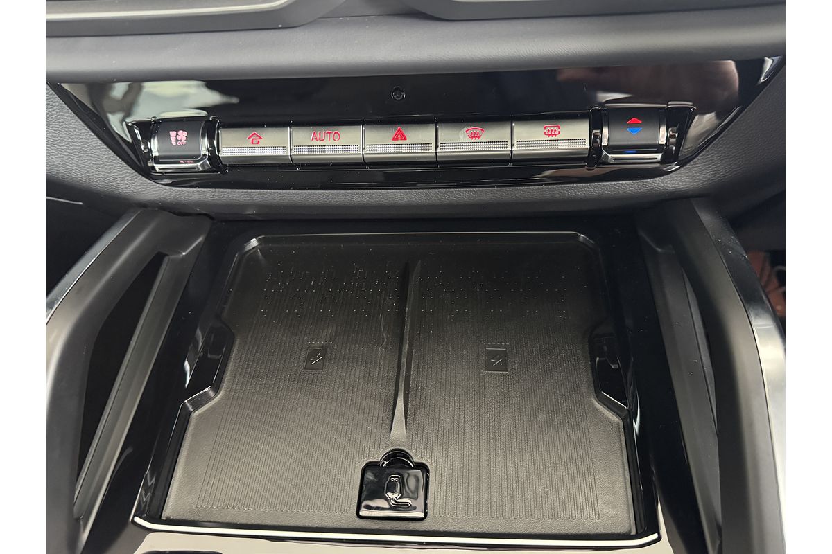 2025 LDV D90 Executive SV9A
