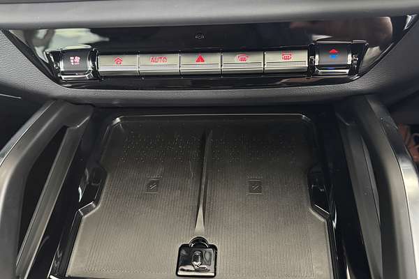 2025 LDV D90 Executive SV9A