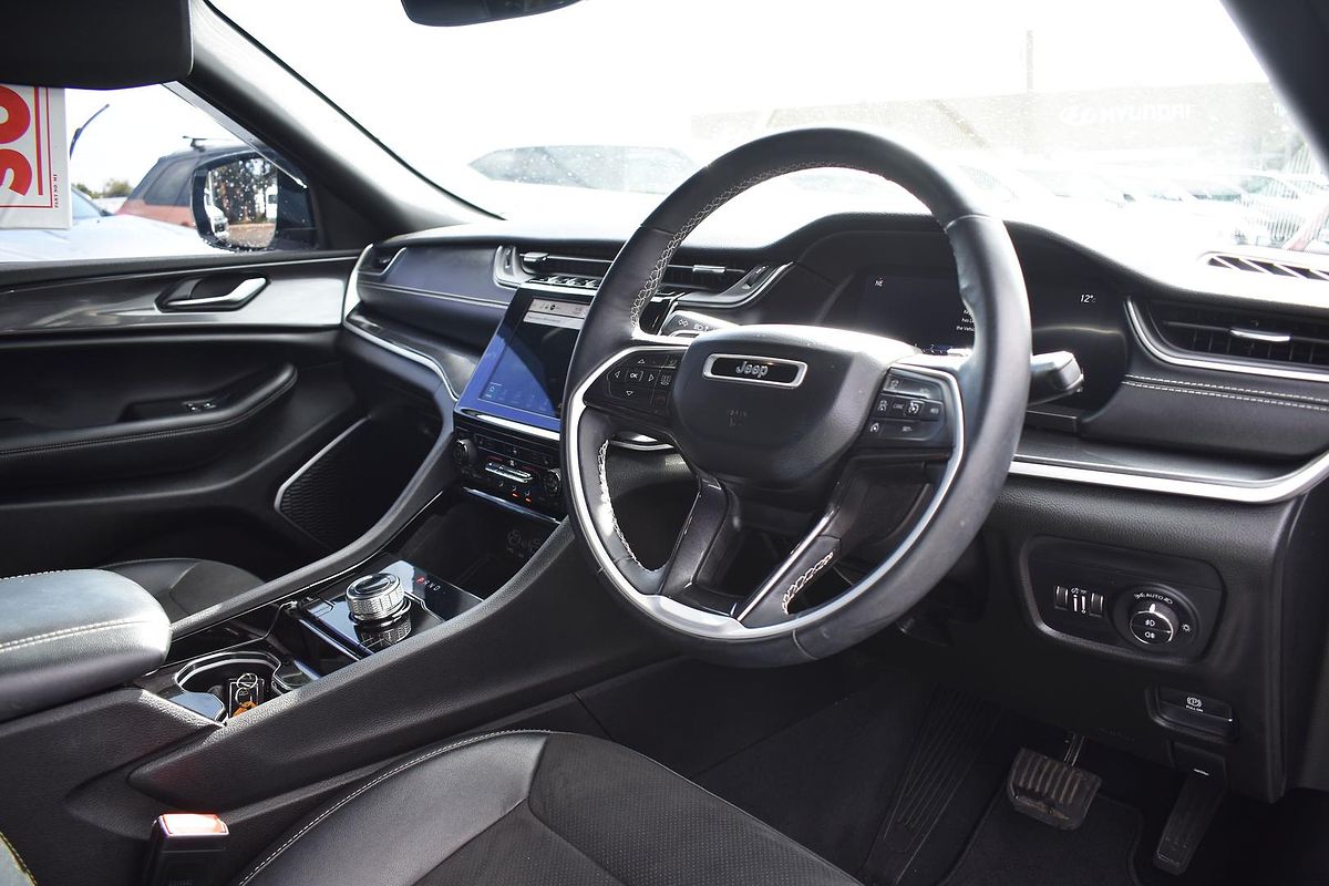 2022 Jeep Grand Cherokee L Night Eagle WL