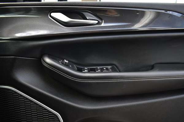2022 Jeep Grand Cherokee L Night Eagle WL