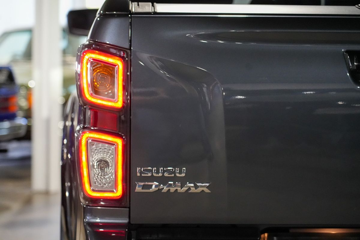 2023 Isuzu D-MAX X-TERRAIN 4X4