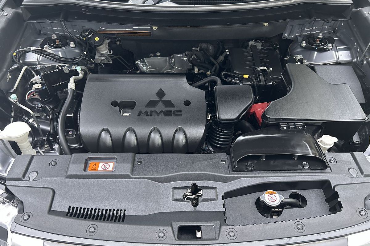 2019 Mitsubishi Outlander ES ZL