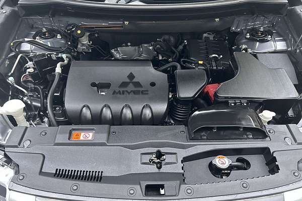 2019 Mitsubishi Outlander ES ZL