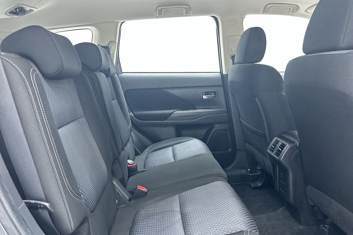 2019 Mitsubishi Outlander ES ZL