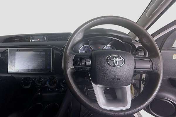 2017 Toyota Hilux SR GUN126R 4X4