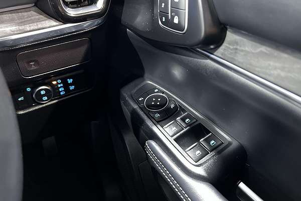 2024 Ford Everest Platinum 3.0L