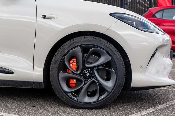 2025 MG IM6 Performance S12L