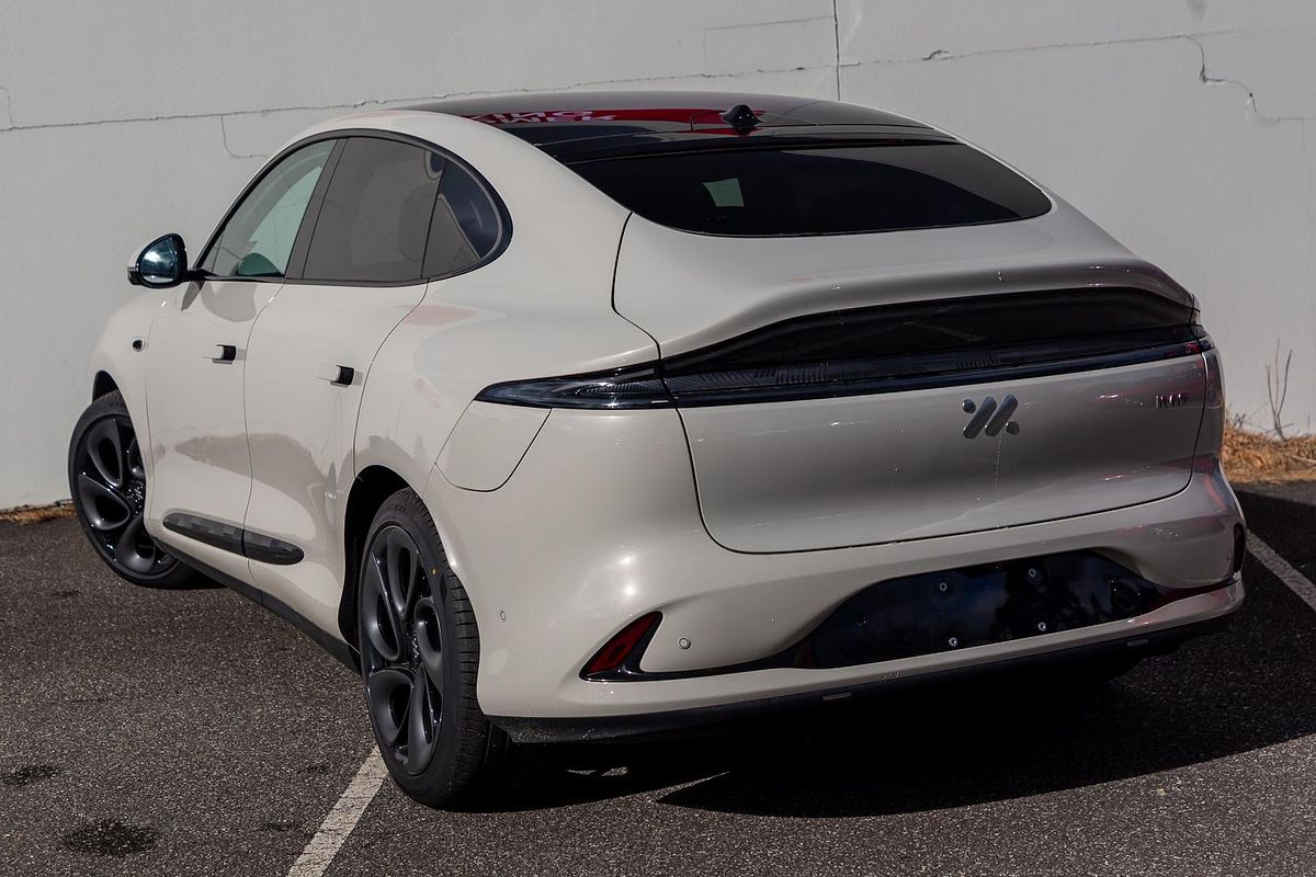 2025 MG IM6 Performance S12L