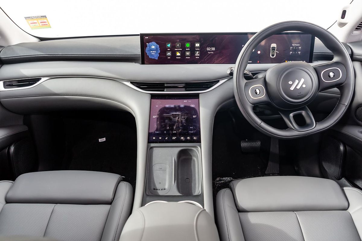 2025 MG IM6 Performance S12L