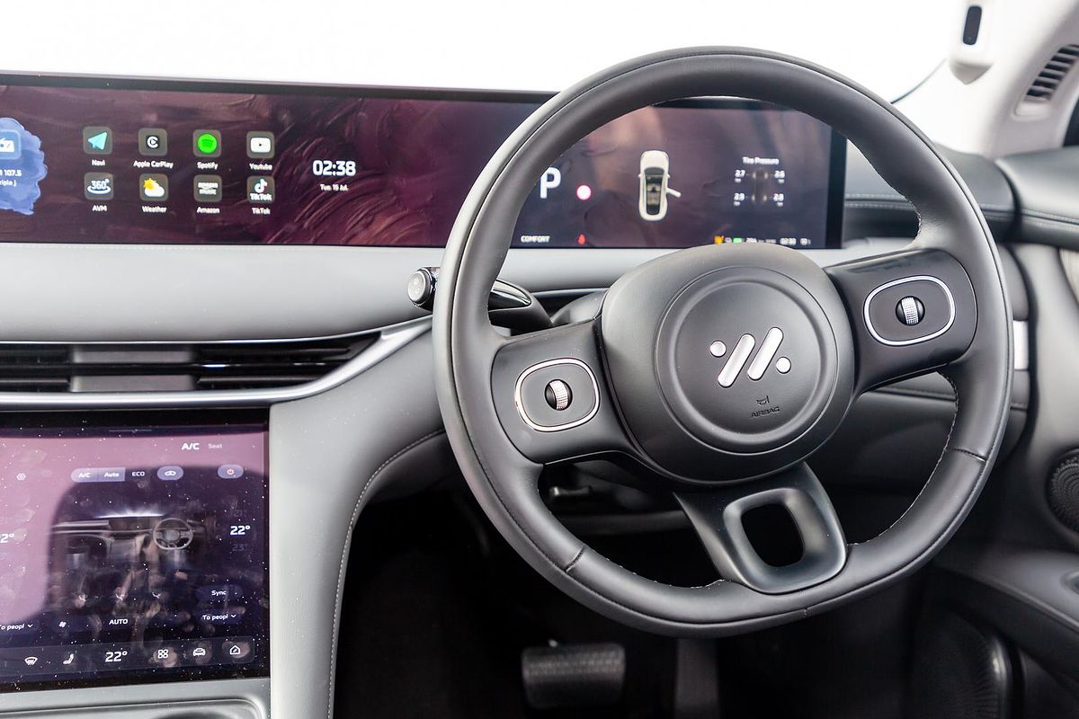 2025 MG IM6 Performance S12L