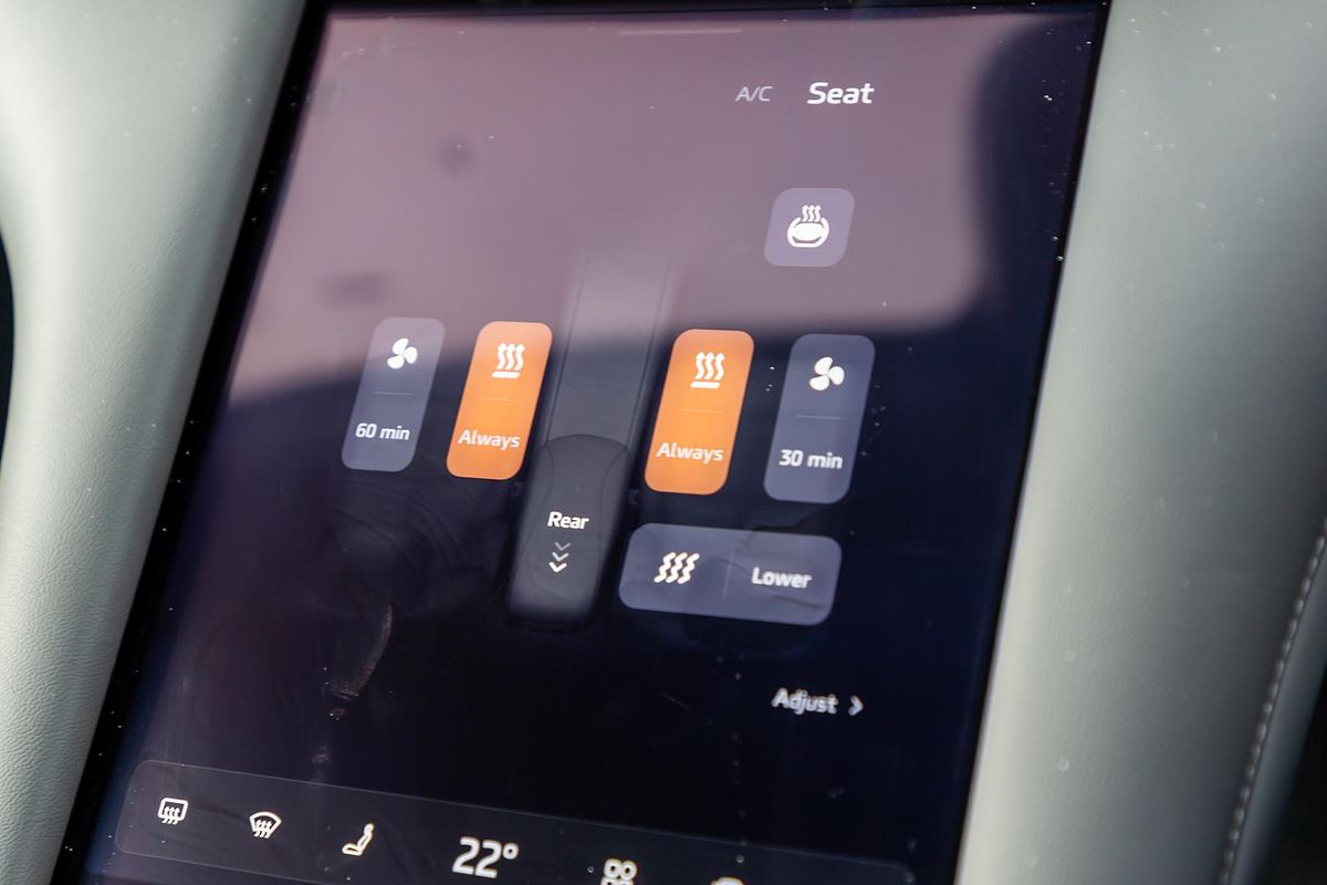 2025 MG IM6 Performance S12L