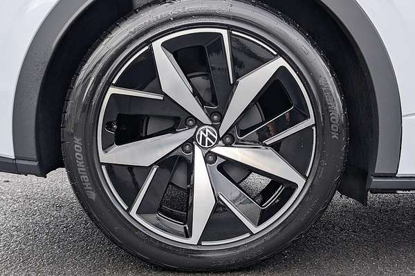 2025 Volkswagen ID.4 GTX E2