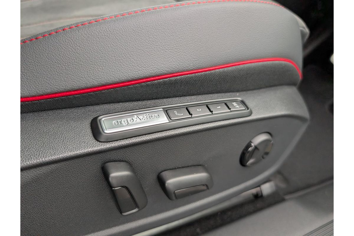 2025 Volkswagen ID.4 GTX E2