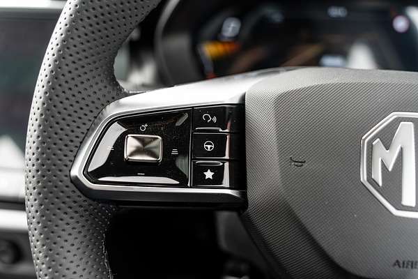 2025 MG ZS Essence Turbo ZS32