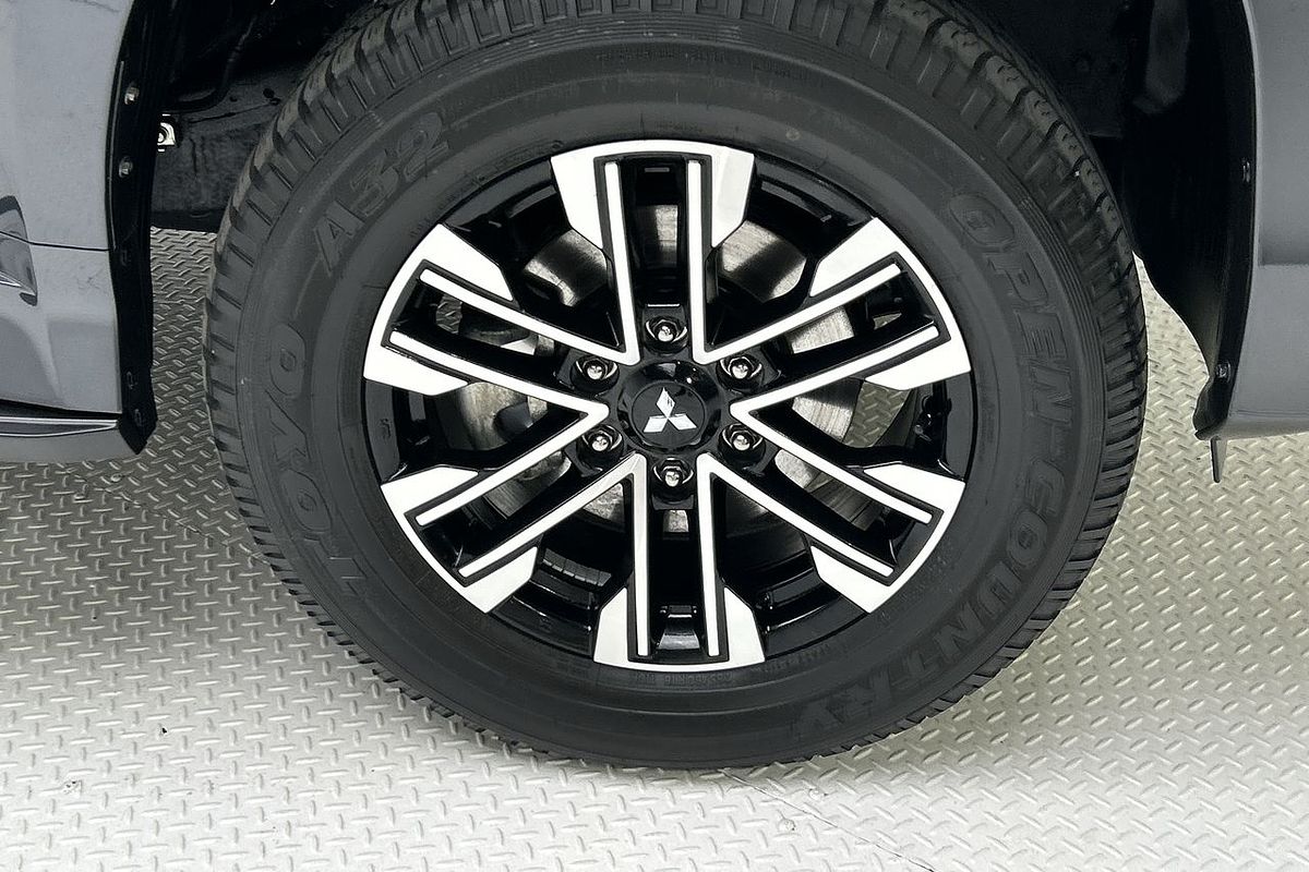 2023 Mitsubishi Pajero Sport GLS QF