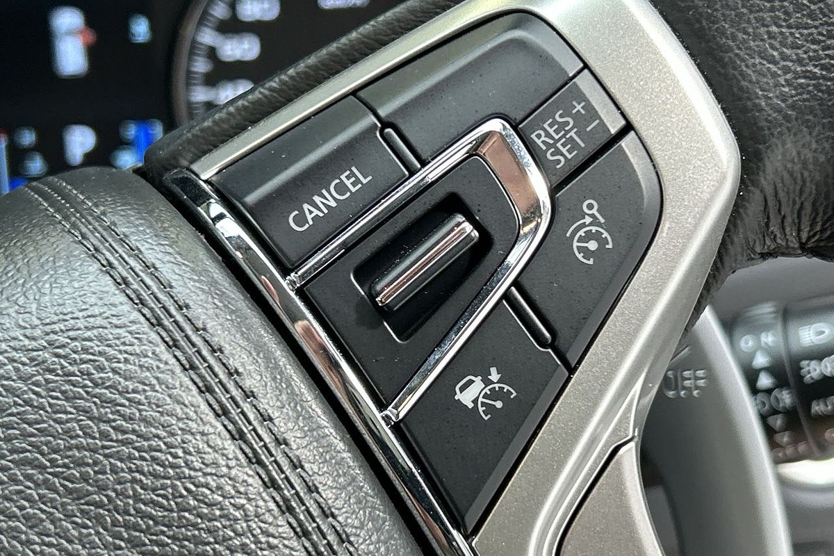 2023 Mitsubishi Pajero Sport GLS QF