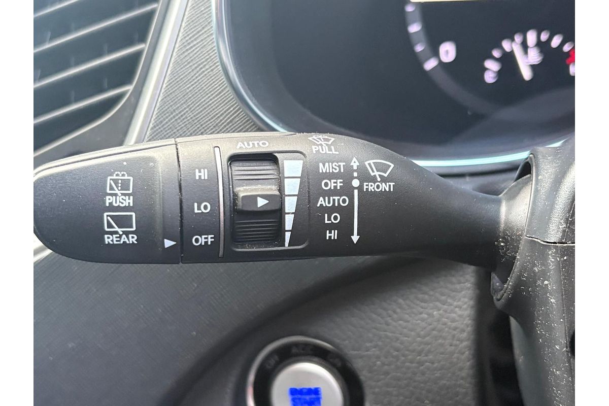 2017 Hyundai Santa Fe Elite DM5 Series II