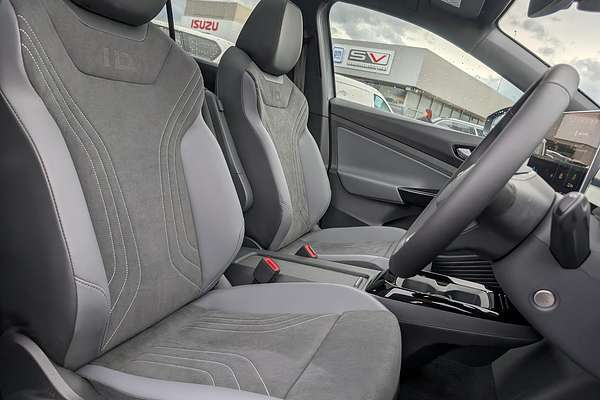 2025 Volkswagen ID.5 Pro E2