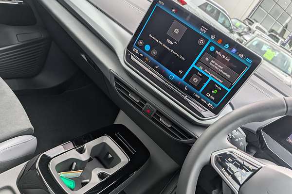 2025 Volkswagen ID.5 Pro E2