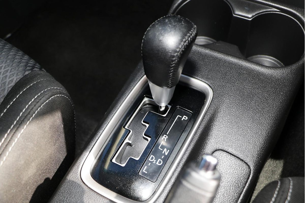 2015 Mitsubishi Outlander LS ZJ