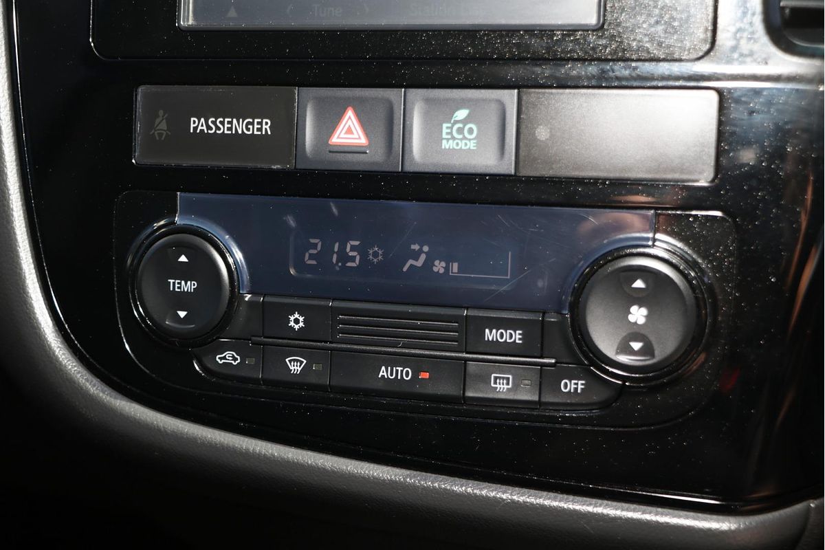 2015 Mitsubishi Outlander LS ZJ