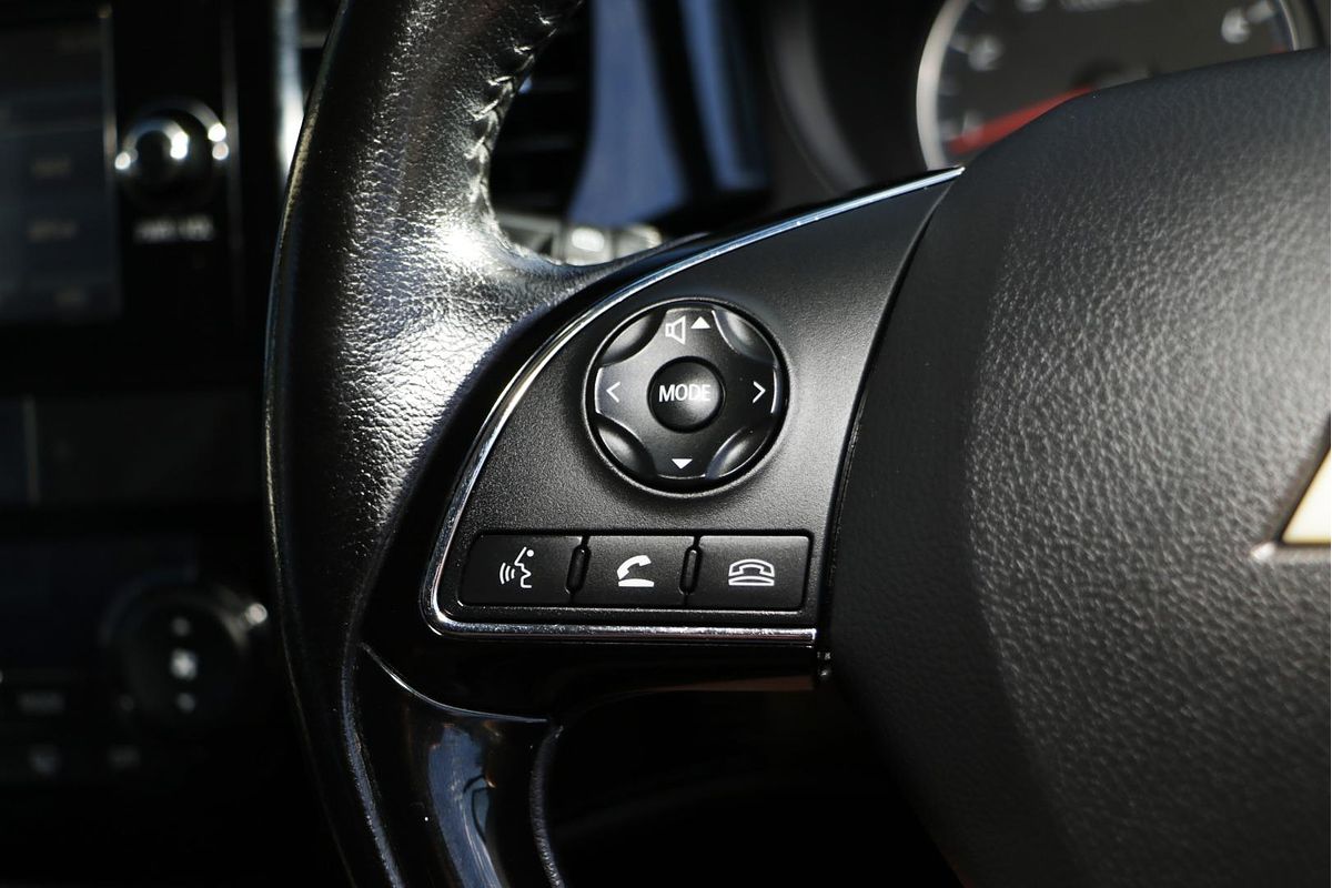 2015 Mitsubishi Outlander LS ZJ