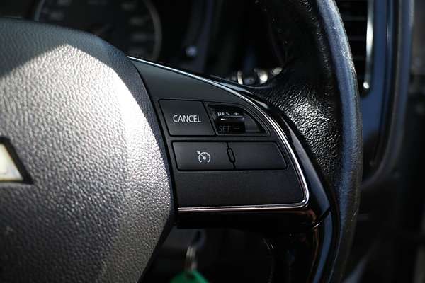 2015 Mitsubishi Outlander LS ZJ