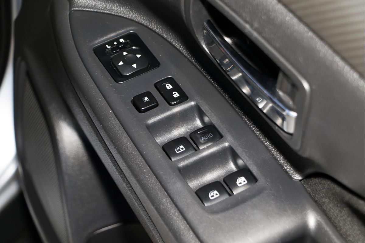 2015 Mitsubishi Outlander LS ZJ
