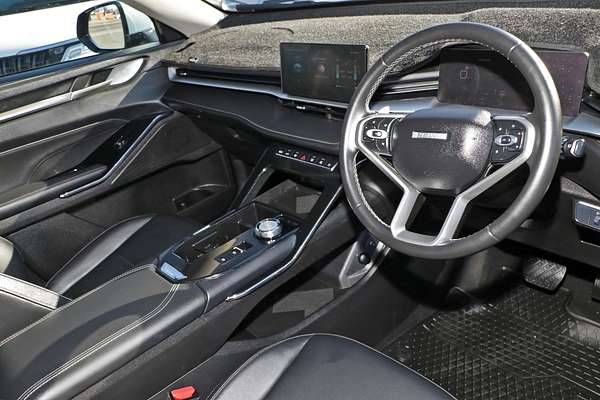 2021 GWM H6 Lux B01