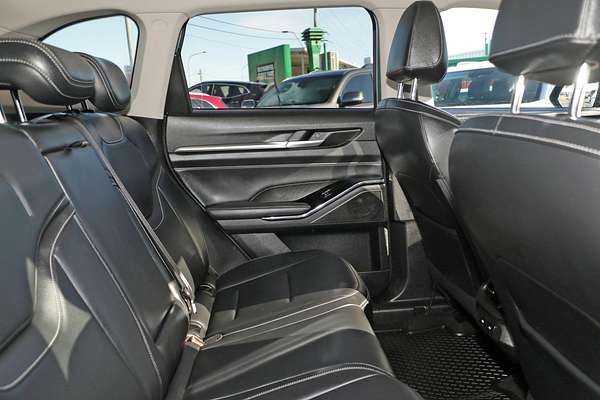 2021 GWM H6 Lux B01