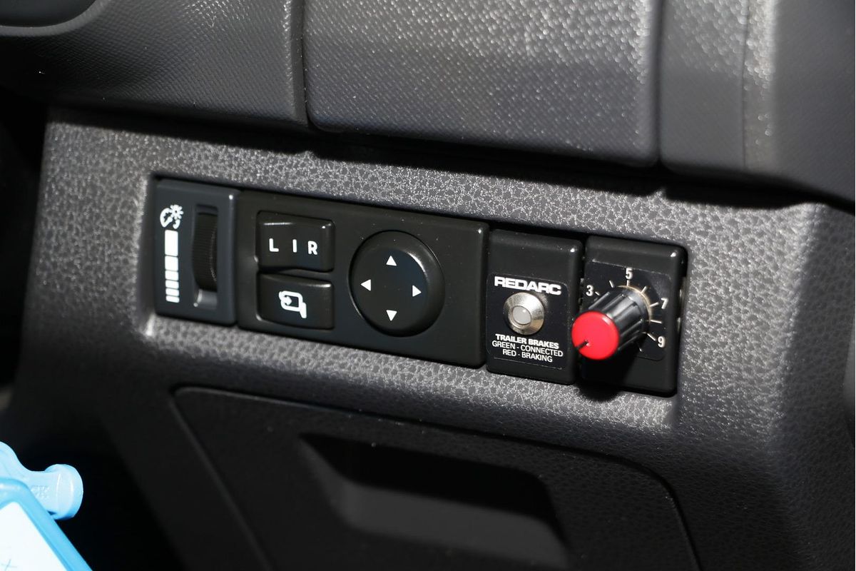 2014 Isuzu MU-X LS-U