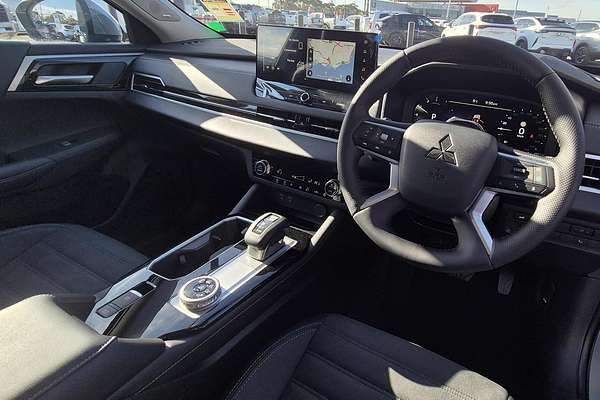 2025 Mitsubishi Outlander Aspire ZM