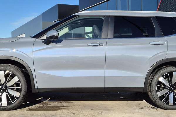 2025 Mitsubishi Outlander Aspire ZM