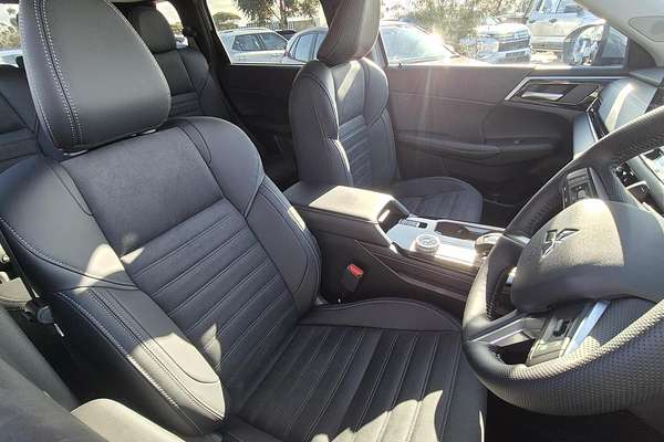 2025 Mitsubishi Outlander Aspire ZM