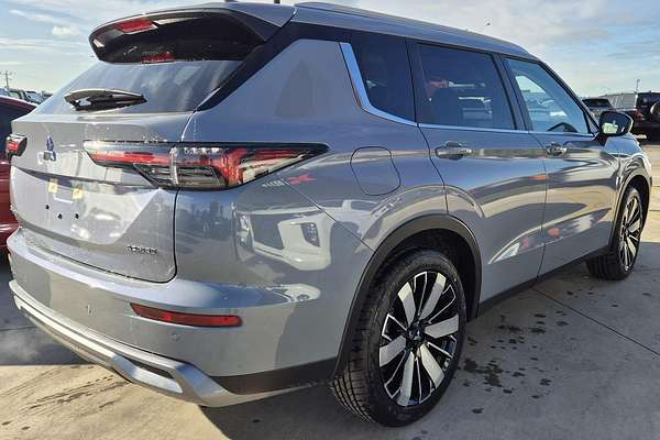 2025 Mitsubishi Outlander Aspire ZM