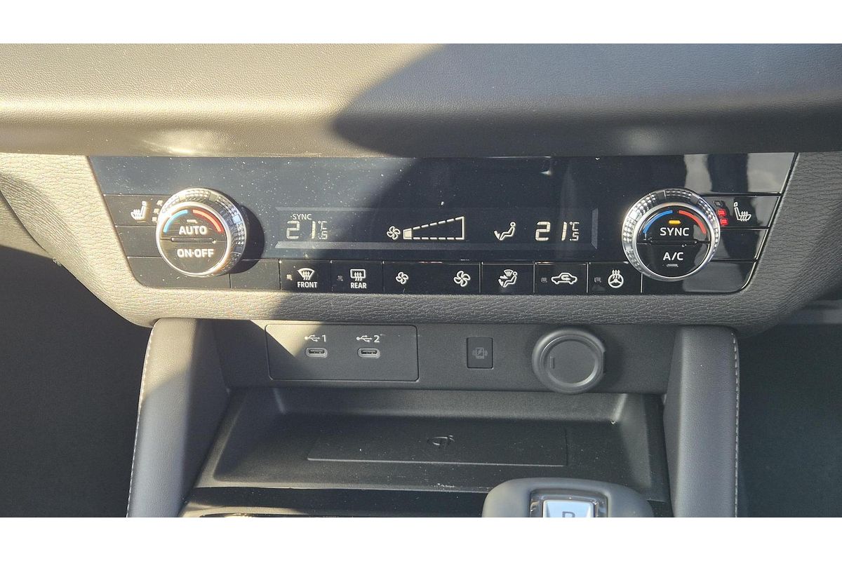 2025 Mitsubishi Outlander Aspire ZM