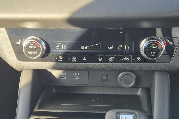 2025 Mitsubishi Outlander Aspire ZM