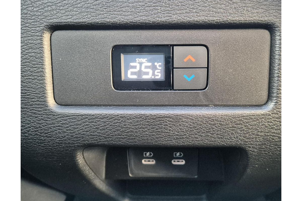 2025 Mitsubishi Outlander Exceed ZM