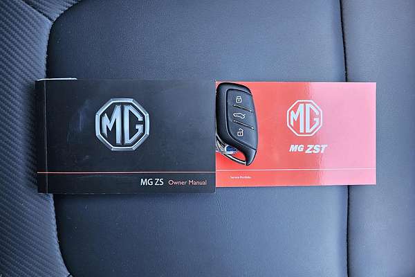 2023 MG ZST Excite