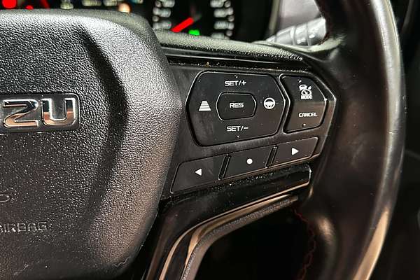 2022 Isuzu D-MAX X-TERRAIN  4X4