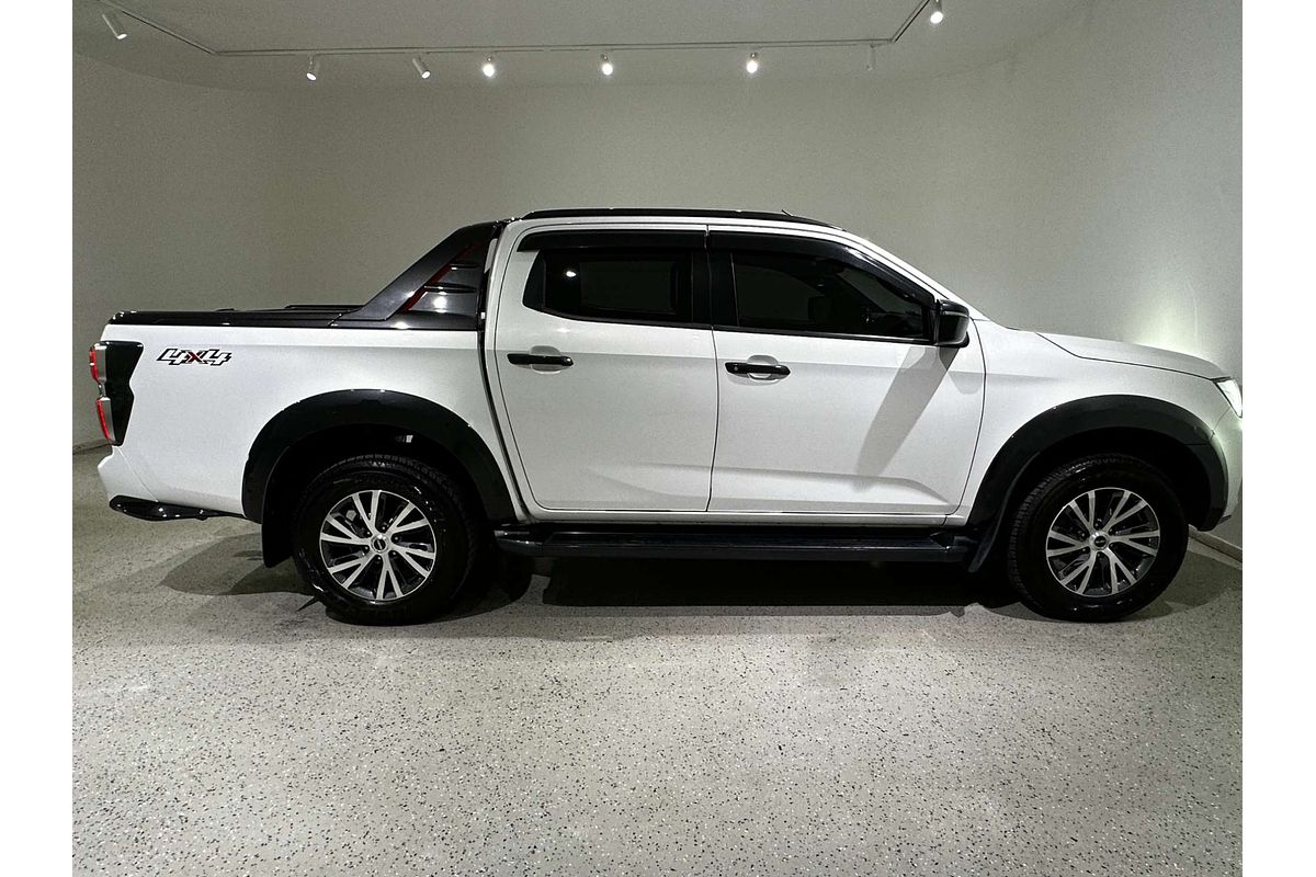 2022 Isuzu D-MAX X-TERRAIN  4X4