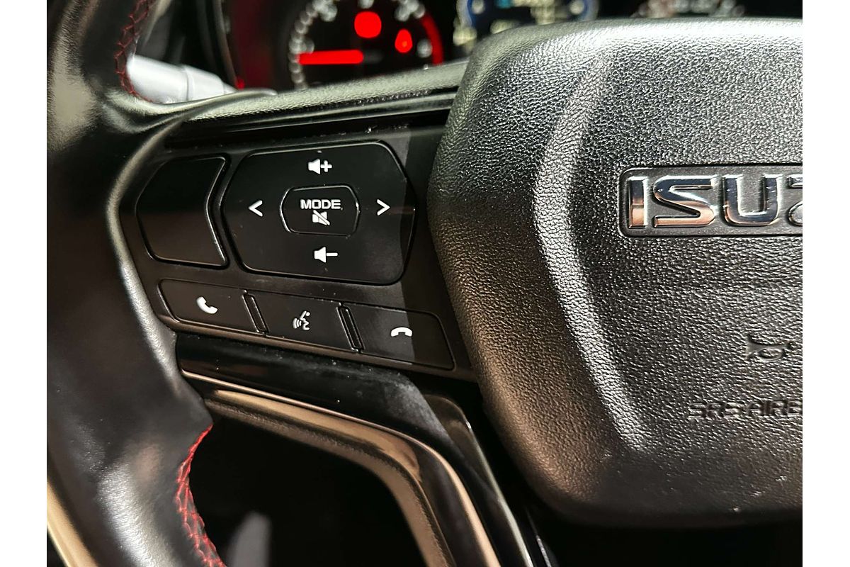 2022 Isuzu D-MAX X-TERRAIN  4X4