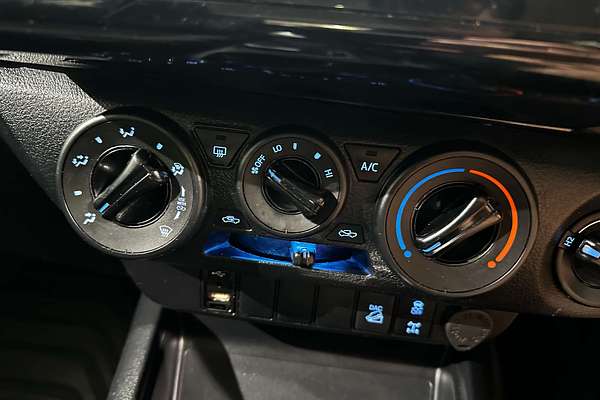 2022 Toyota Hilux SR GUN126R 4X4