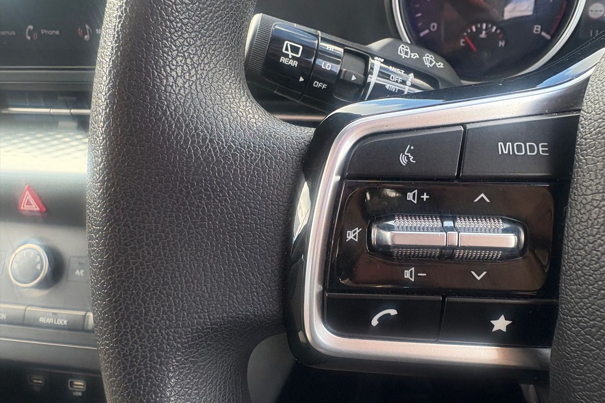 2023 Kia Carnival S KA4