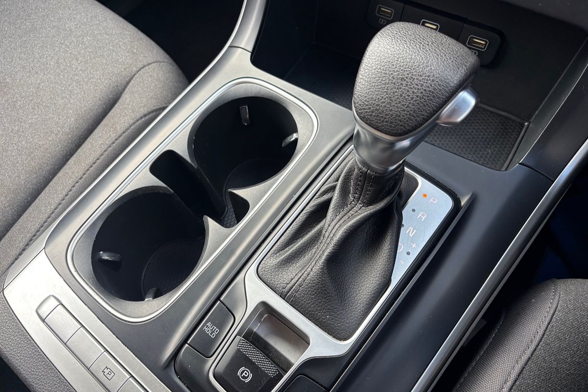 2023 Kia Carnival S KA4