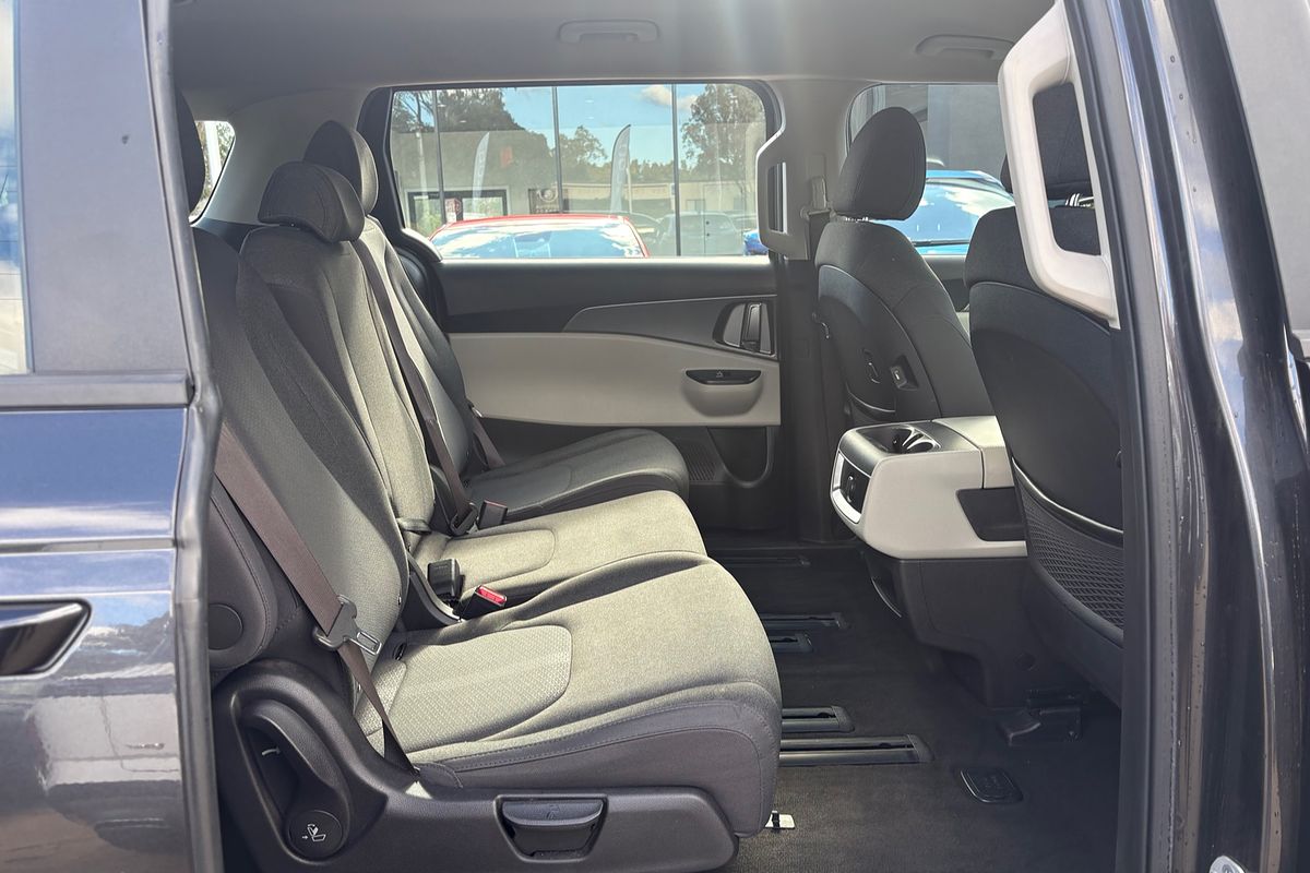 2023 Kia Carnival S KA4