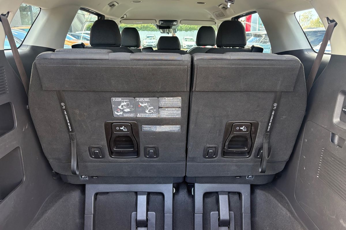 2023 Kia Carnival S KA4