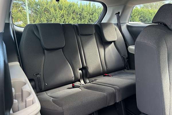 2023 Kia Carnival S KA4